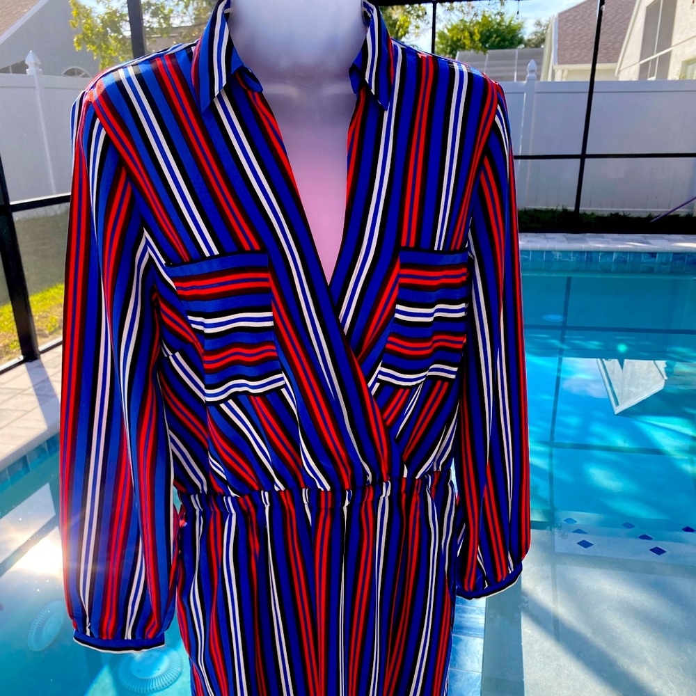Express Women’s long sleeve stripped v neck dress size Medium